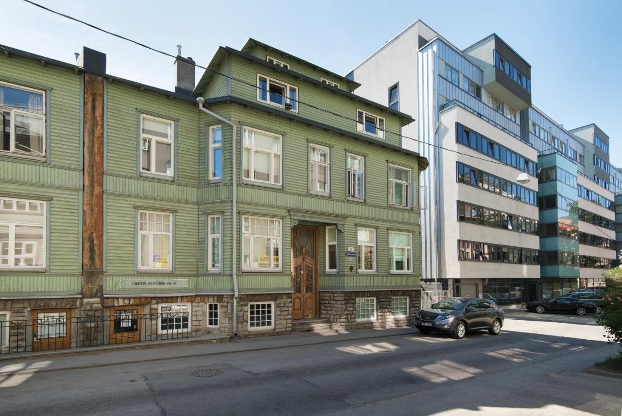 Family Apartment Tallin Exterior foto